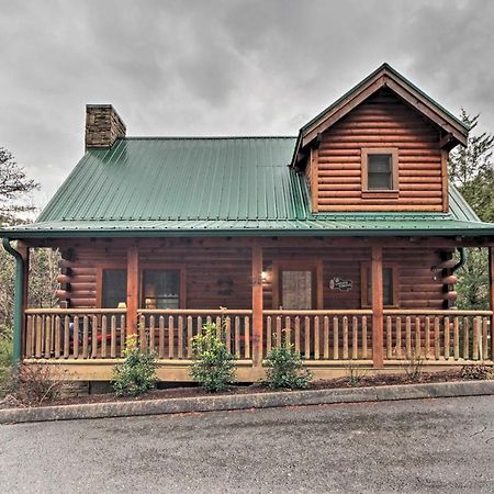 Cabin With Hot Tub About 2 Mi To Island In Pigeon Forge! Exterior foto